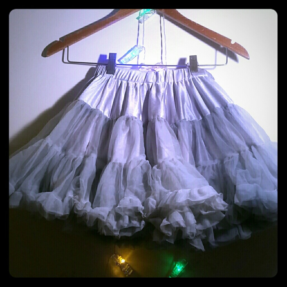 Mini Boden Pouffy Skirt